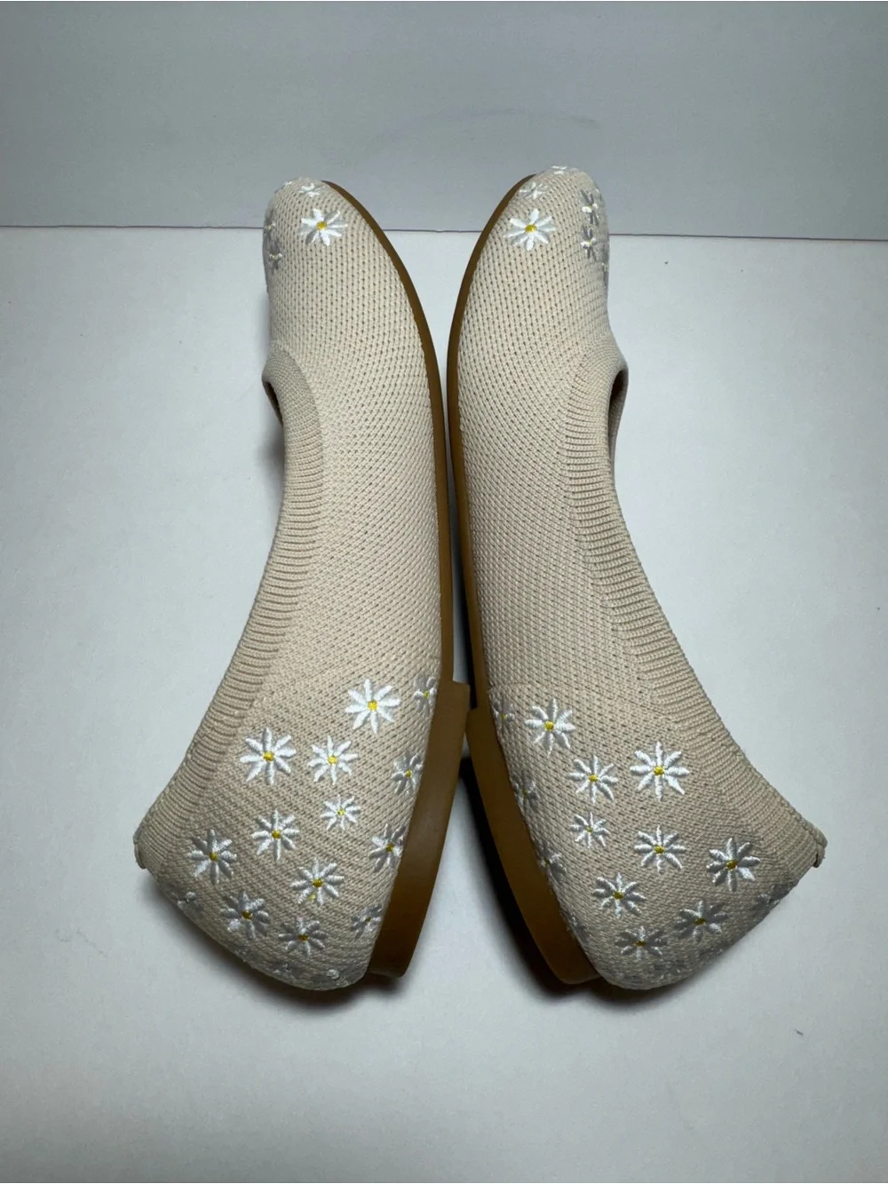 Vivaia Claire Daisy Round Flexible Comfort Old Money Knit Breathable Flats Sz 8
